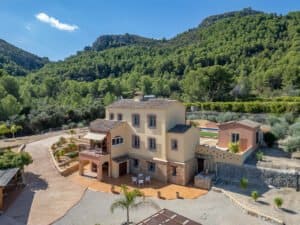 Foto van Finca in Orba – afbeelding 2